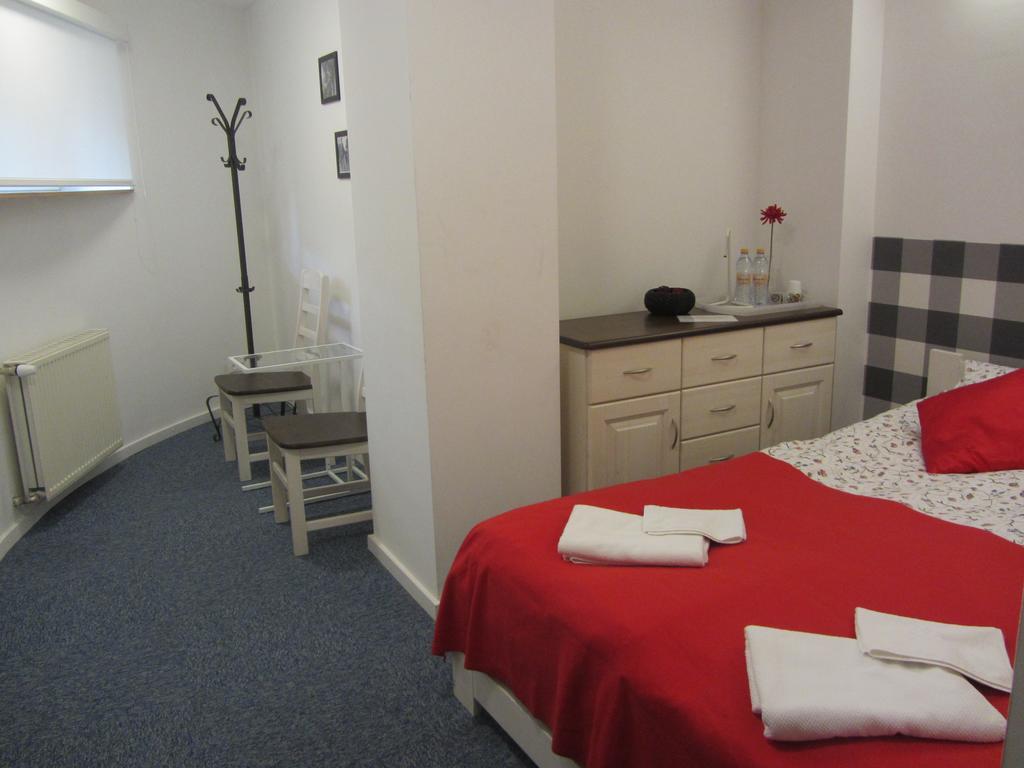 Auberge de jeunesse Ll20 à Varsovie Extérieur photo