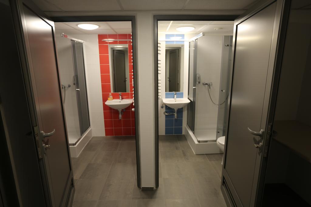 Auberge de jeunesse Ll20 à Varsovie Extérieur photo